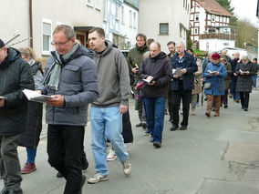 Karfreitgasliturgie und Karfreitagsprozession in Naumburg (Foto: Karl-Franz Thiede)